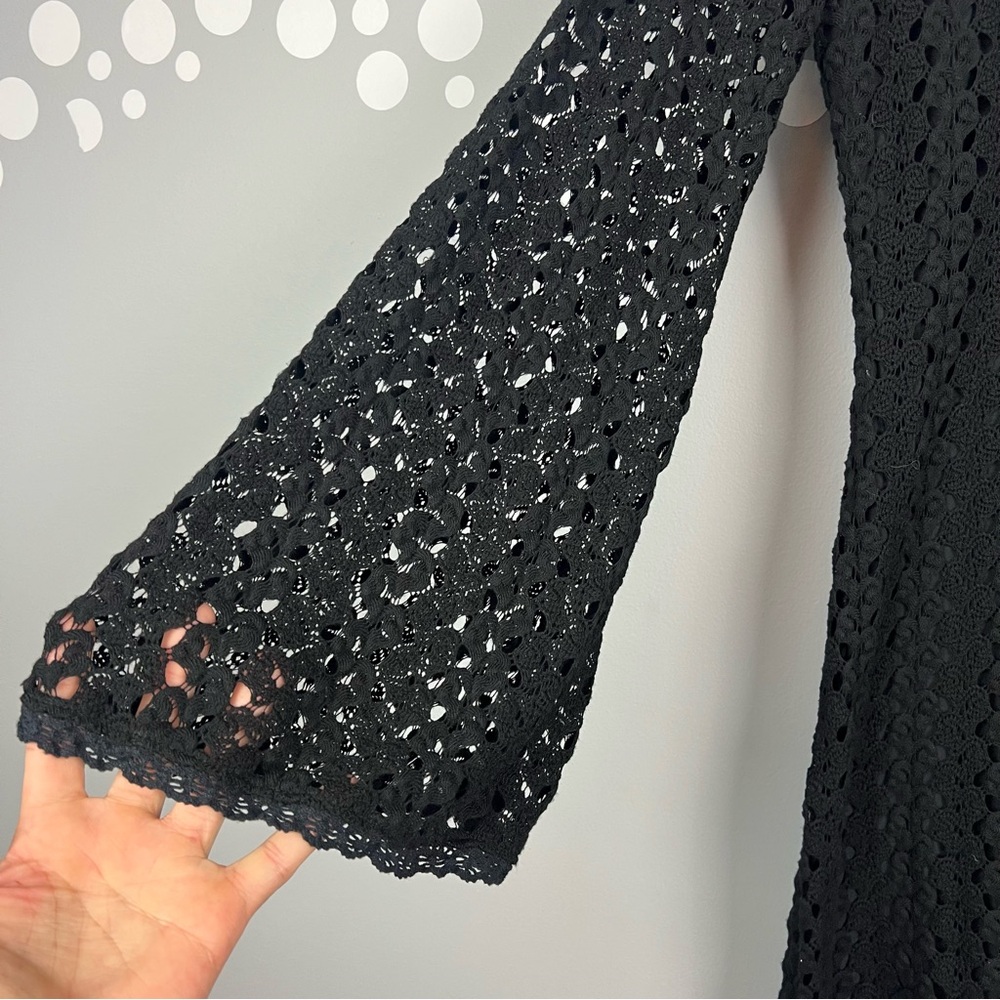 Free People Gypsy Lace Crochet Mini Dress XS Black Bell Sleeve Bodycon - Picture 5 of 8